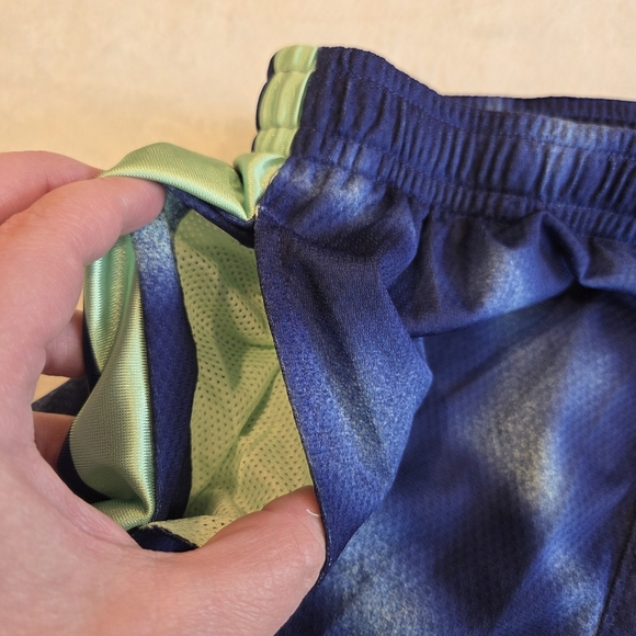 New Nike Dri-FIT Kids XL Blue Green Basketball Short Loose Fit Youth Athletic - Picture 6 of 10